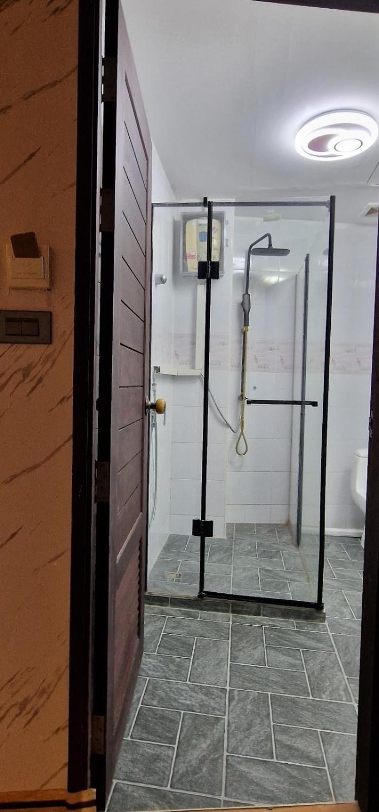 Xcess Residence Pattaya Εξωτερικό φωτογραφία
